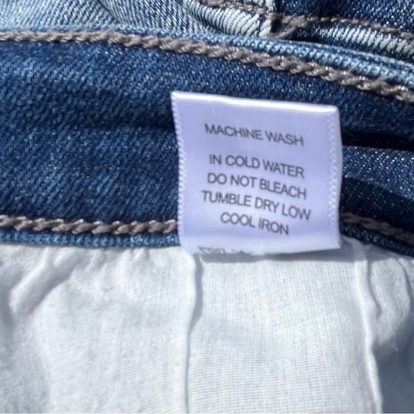 Judy Blue Light Blue Jean Shorts - Picture 13 of 13